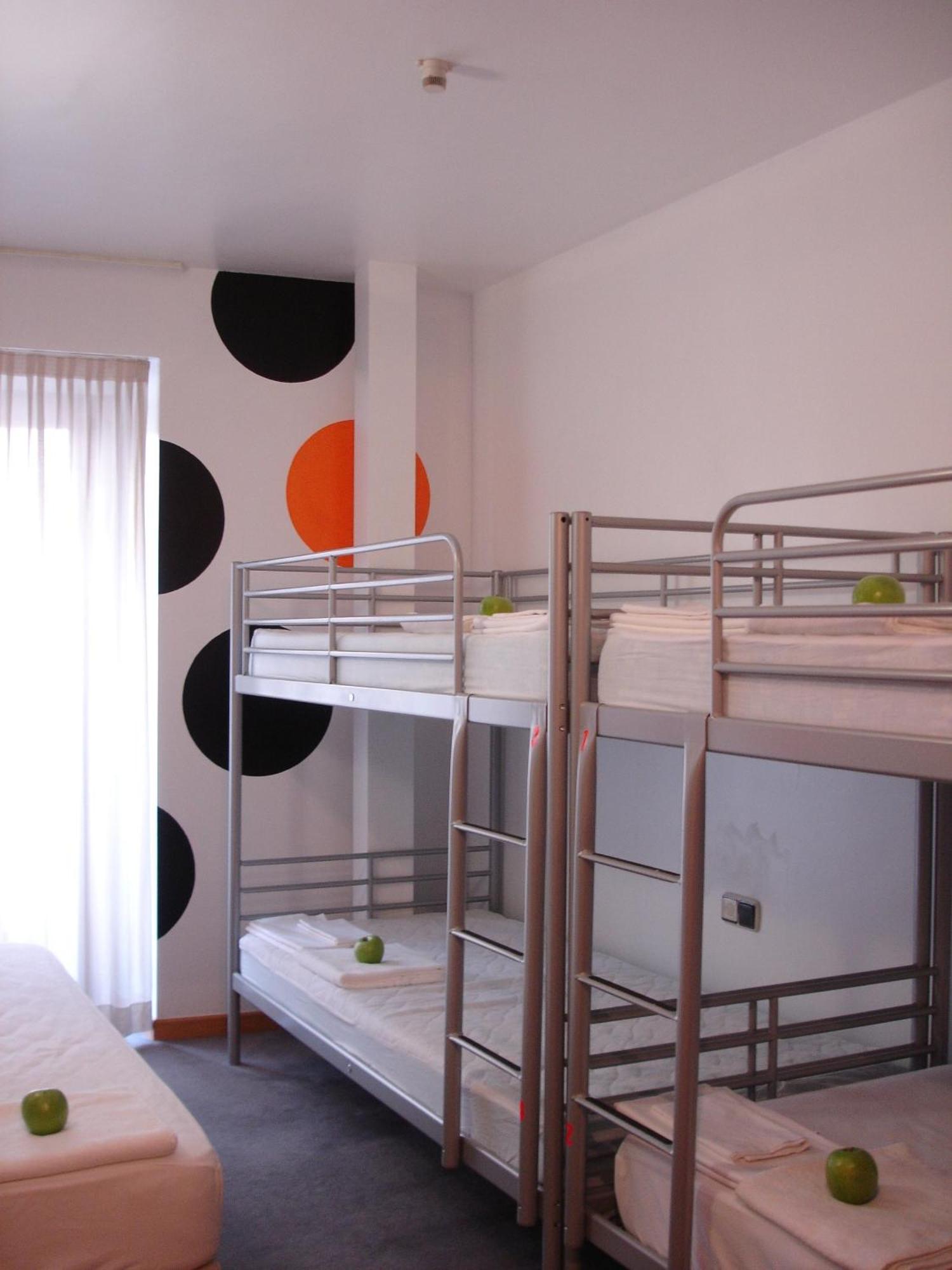 Albergue Revolutum Hostel Salamanca Bagian luar foto