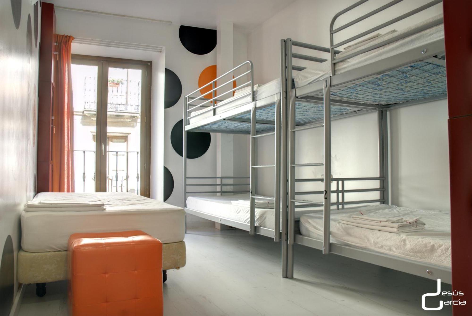 Albergue Revolutum Hostel Salamanca Bagian luar foto