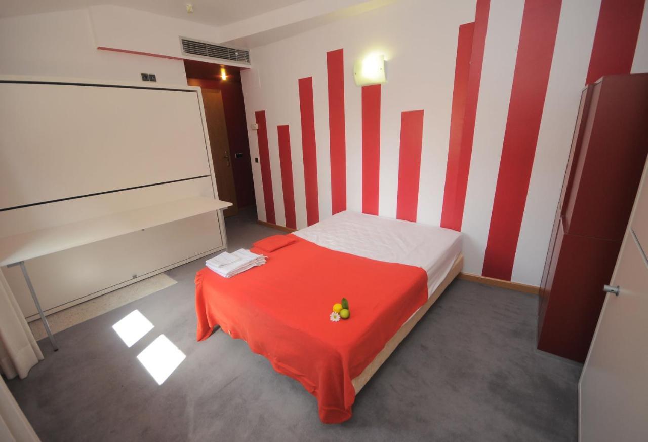 Albergue Revolutum Hostel Salamanca Ruang foto